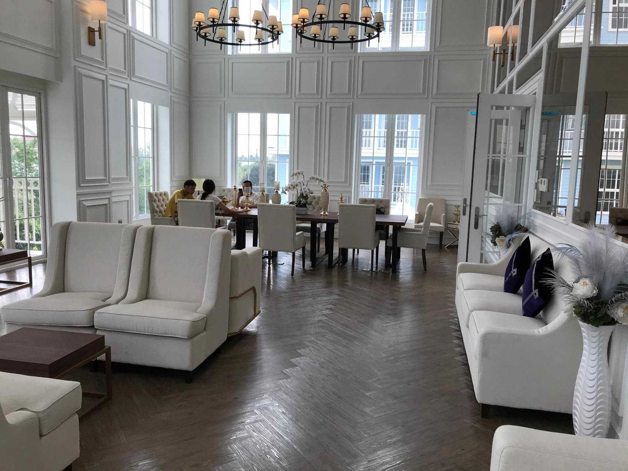 Grand Florida芭提雅带免费游泳池温泉桑拿浴和健身房瑜伽室私家海滩公寓e206 На Джомтиен Екстериор снимка